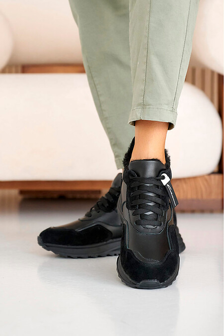 Жіночі кросівки шкіряні зимові чорні на хутро. - #8019972