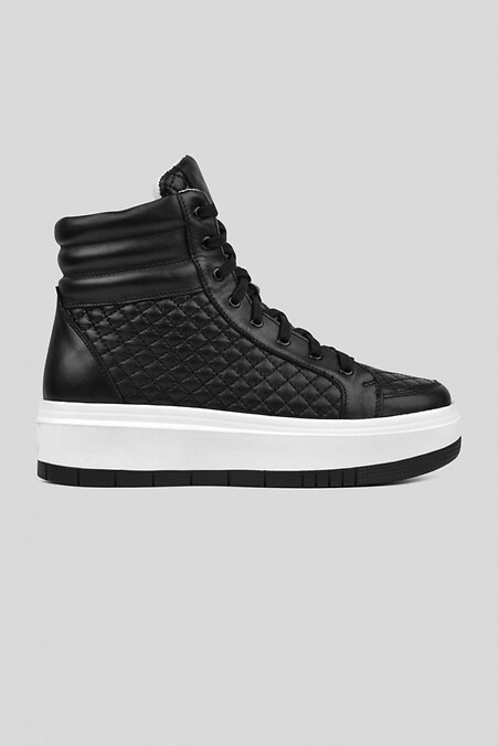 Leather black boots with a sporty cut, quilted leather - #4205994