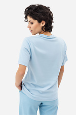 Жіноча футболка блакитного кольору з декоративною кишенею Garne 3042029 фото №5