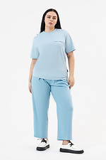 Жіноча футболка блакитного кольору з декоративною кишенею Garne 3042029 фото №9