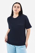 Жіноча футболка темно-синього кольору з декоративною кишенею Garne 3042032 фото №5