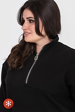 Утепленная женская кофта KAROLINA черного цвета, стойка воротник на молнии Garne 3041062 фото №4