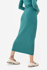Трикотажная длинная юбка в рубчике зеленого цвета Garne 3042069 фото №11