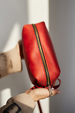 Маленька сумка крос - боді з натуральної шкіри червоного кольору з довгим ремінцем Garne 3300111 фото №4