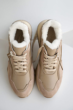Зимние женские кожаные кроссовки бежевые на меху.  2505195 фото №10