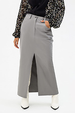Женская юбка EJEN с разрезом спереди серого цвета Garne 3041216 фото №1