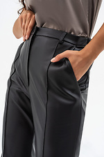 Жіночі класичні штани з еко-шкіри чорного кольору Garne 3041231 фото №5