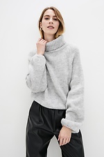 Зимний вязаный свитер оверсайз с высоким воротником и широкими рукавами  4038270 фото №1