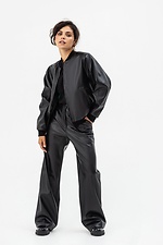 Жіночі широкі штани з еко-шкіри чорного кольору Garne 3041465 фото №7
