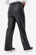 Жіночі широкі штани з еко-шкіри чорного кольору Garne 3041465 фото №15