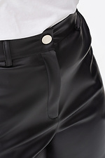 Жіночі широкі штани з еко-шкіри чорного кольору Garne 3041465 фото №16