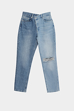 Двухцветные женские джинсы укороченного кроя с рванкой  4014536 фото №5