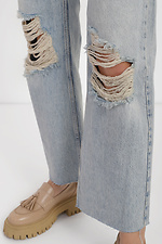 Широкие клешные джинсы с рваными коленями  4014607 фото №4