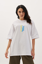 Бавовняна футболка оверсайз білого кольору з патріотичним принтом Garne 9000688 фото №1