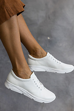 Шкіряні кросівки для міста в білому кольорі  8018741 фото №4
