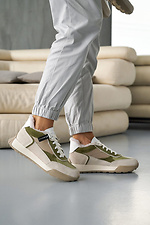 Зимние кожанные кроссовки для женщин бежевые с зелеными вставками  8019866 фото №8
