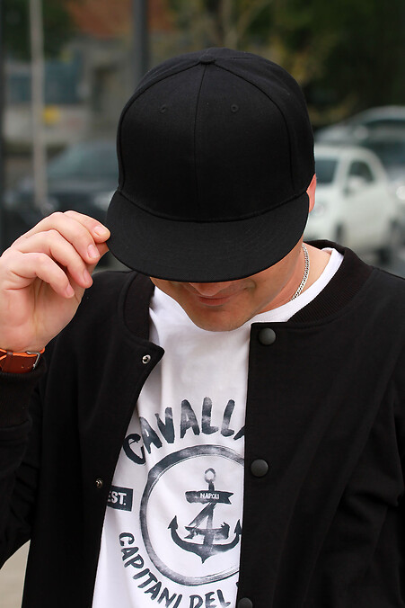 SNAP cap. Hats, berets. Color: black. #5555008