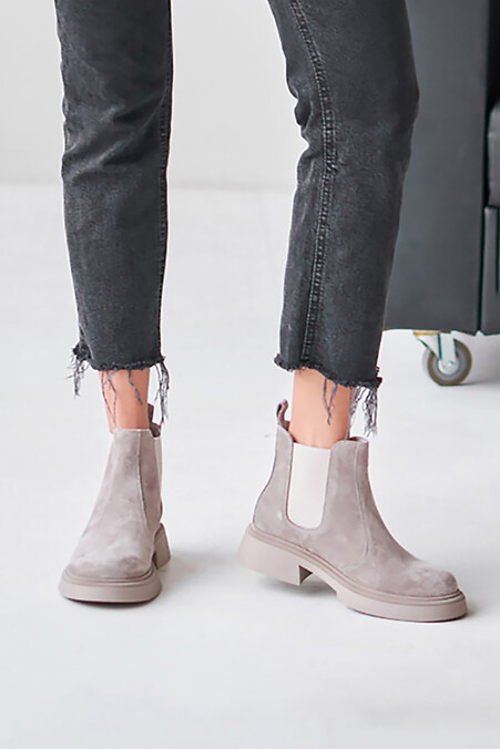 Women's beige chelsea boots made of genuine suede - #4207018