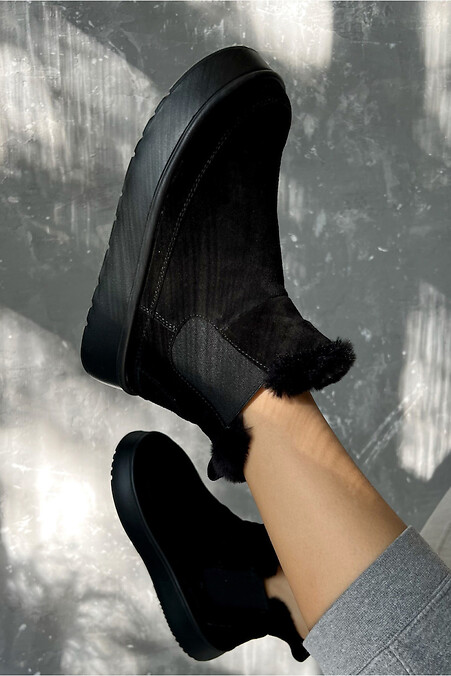 Damenstiefel aus schwarzem Wildleder - #4207032
