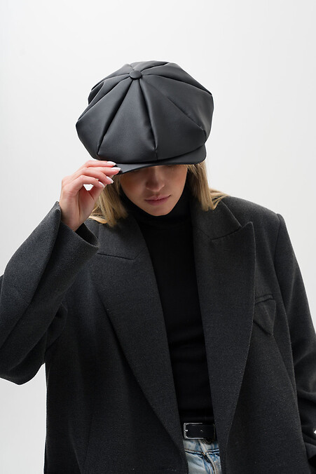 Women's Leather Shelby Black Hooligan Cap. Hats, berets. Color: black. #8056034