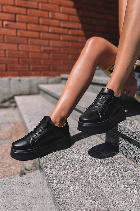 Women's leather sneakers. sneakers. Color: black. #3200047