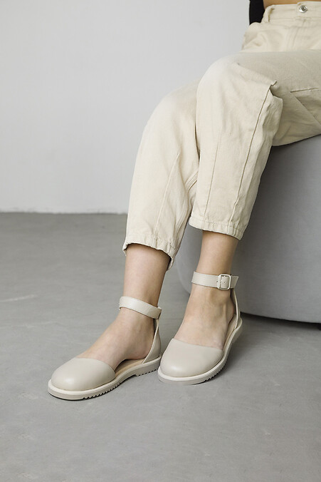 Women's beige shoes with a wide round toe made of genuine leather - #4207051