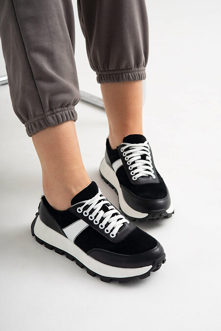 Women's sneakers black in a combination of leather and suede. Sneakers. Color: black. #4206066