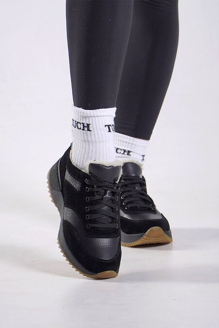 Schwarze Winterstiefel aus Leder und Wildleder. Turnschuhe. Farbe: das schwarze. #4207067