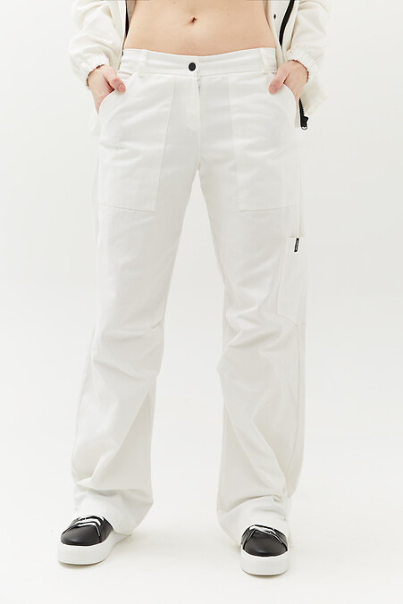 BAGGI pants. Trousers, pants. Color: white. #3040076