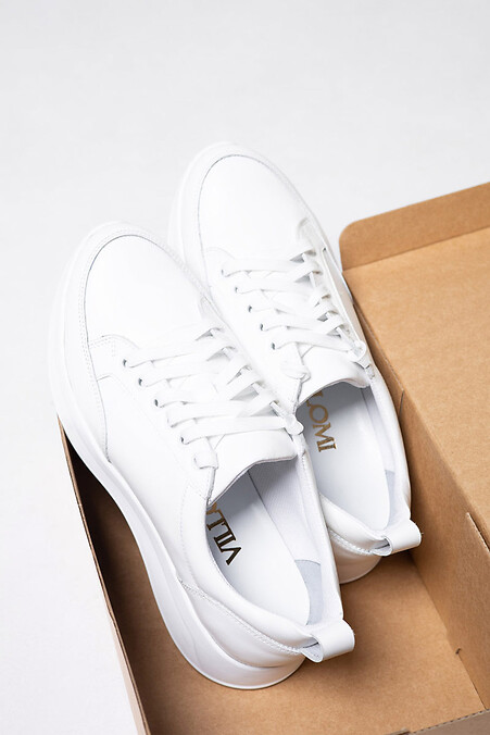 Białe, skórzane sneakersy damskie. Trampki. Kolor: biały. #4206078