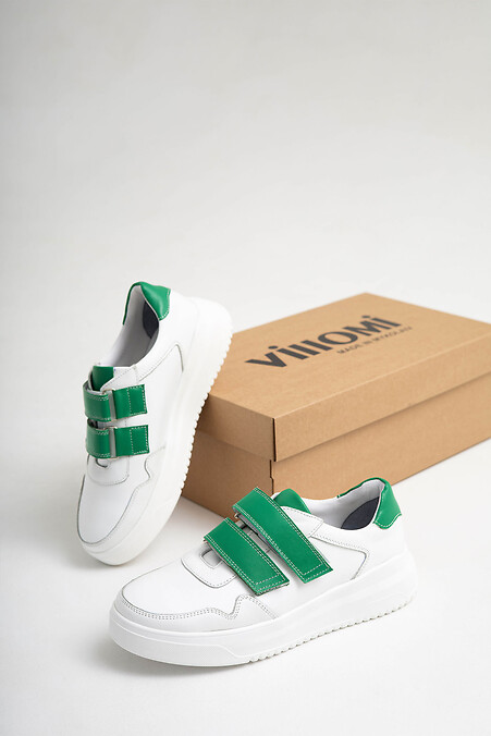 Weiße Sneakers mit Klettverschluss und grünen Einsätzen - #4206096