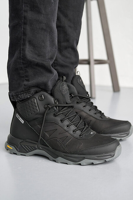 Czarne skórzane zimowe sneakersy męskie. Trampki. Kolor: czarny. #2505104