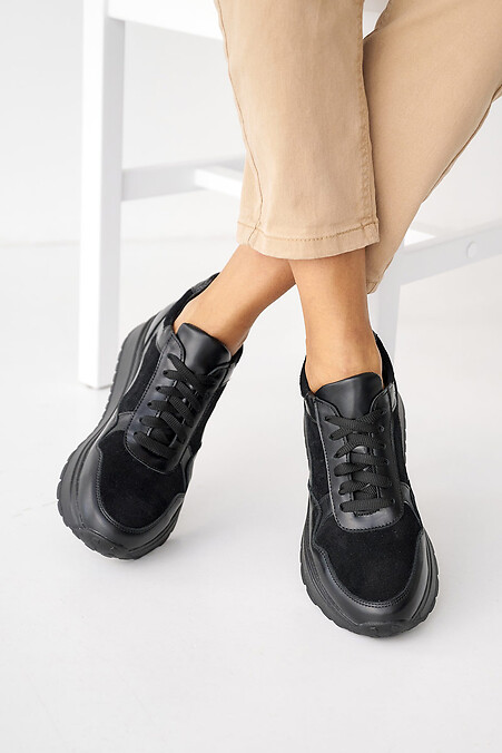 Жіночі шкіряні весняно-осінні кросівки чорного кольору. - #2505123