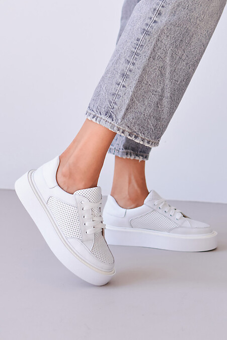 Weiße Ledersneaker mit Perforation - #4206141
