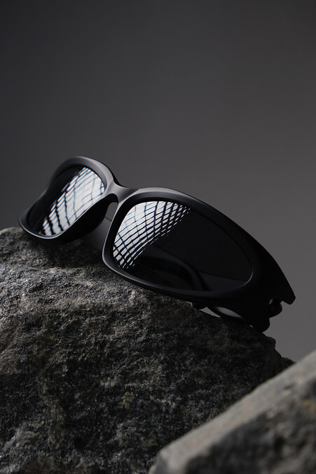 Ohne Muha Sonnenbrille Schwarz. Sonnenbrille. Farbe: das schwarze. #8049181