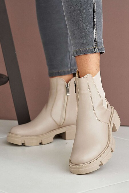 Women's leather winter boots beige. Boots. Color: beige. #8019206