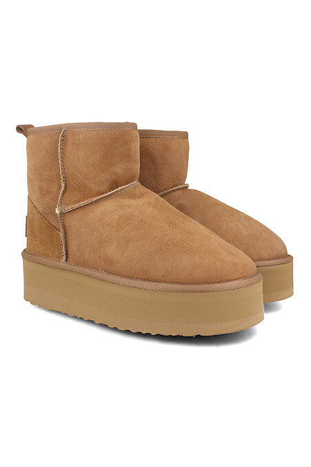 Hellbraune Ugg Boots für Damen mit hoher Sohle. Uggs. Farbe: braun. #4203218