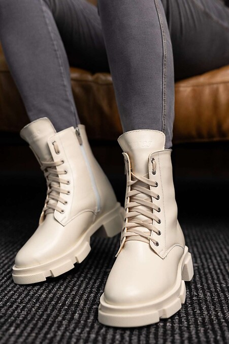Damskie skórzane buty zimowe mleczne. Buty. Kolor: biały. #8019225