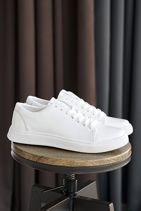 Męskie sneakersy skórzane wiosna-jesień w kolorze białym - #2505229