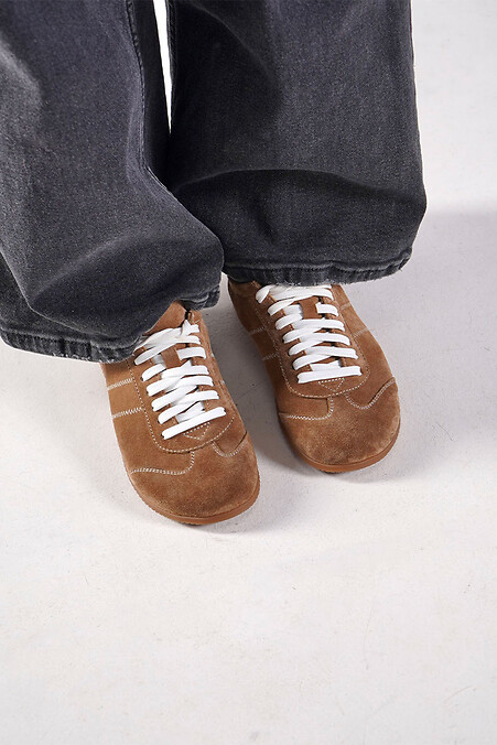 Braune Wildleder-Sneaker für Damen - #4206248