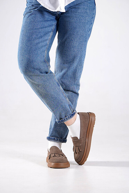 Anatomische Damenschuhe aus Wildleder. Schuhe. Farbe: braun. #4206249