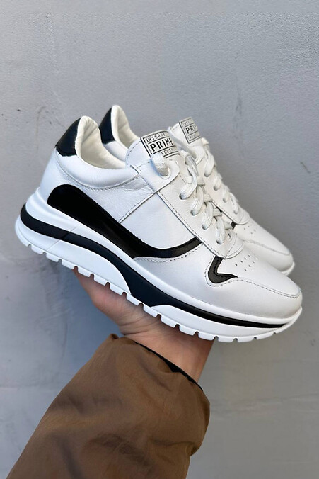 Skórzane sneakersy damskie wiosna-jesień biało-czarne. Trampki. Kolor: biały. #2505274