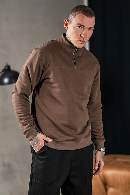Warmes Herren-Sweatshirt mit Kragen und Reißverschluss in Braun - #8034280