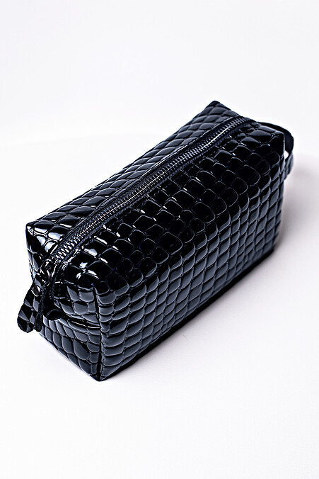 Patent leather cosmetic bag in black - #8046313