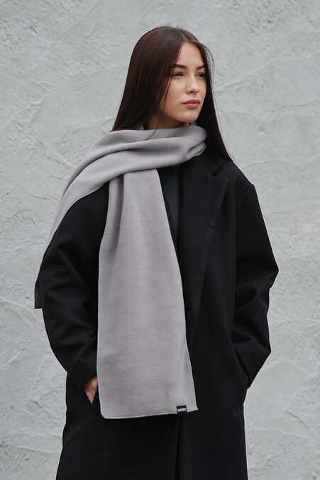 Women's gray fleece scarf. Scarves. Color: gray. #8049342