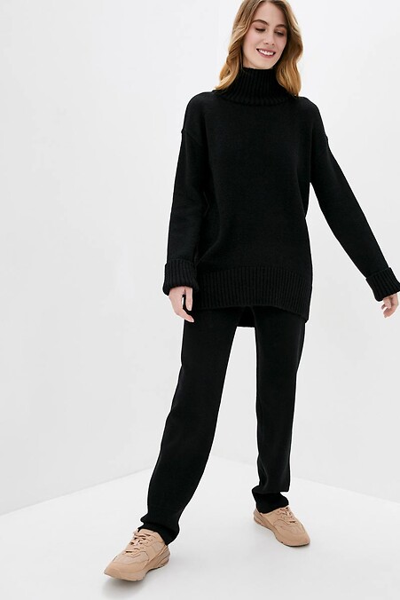 Knitted suit. Jackets and sweaters. Color: black. #4038361