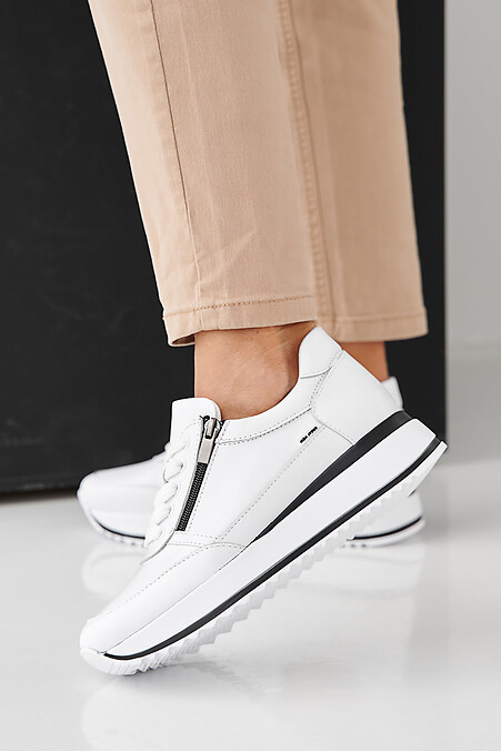 Women's spring-autumn white leather sneakers. Sneakers. Color: white. #2505386
