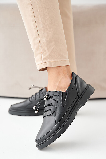 Women's spring-autumn black leather shoes. Shoes. Color: black. #2505389
