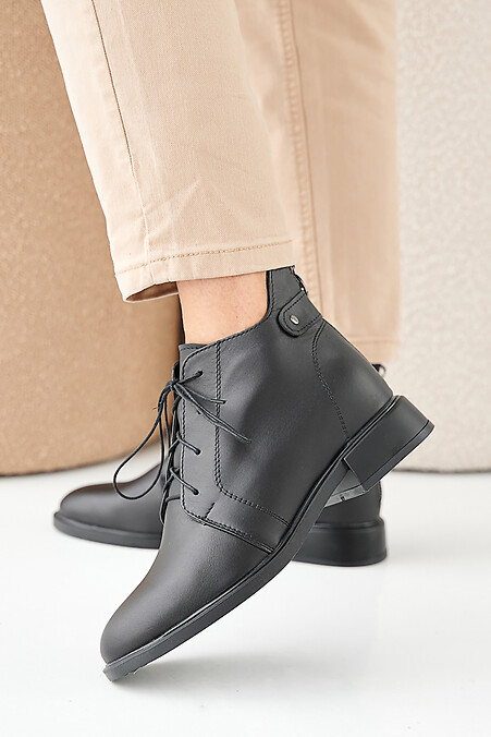 Women's spring-autumn black leather boots. Boots. Color: black. #2505391