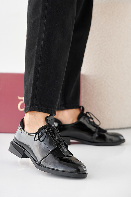 Women's shoes spring-autumn black-varnish. Shoes. Color: black. #2505403